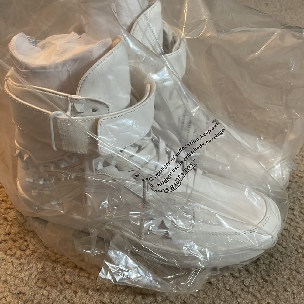 STEVE MADDEN Men's Size 7 White Thorn High Tops - Picture 8 of 8